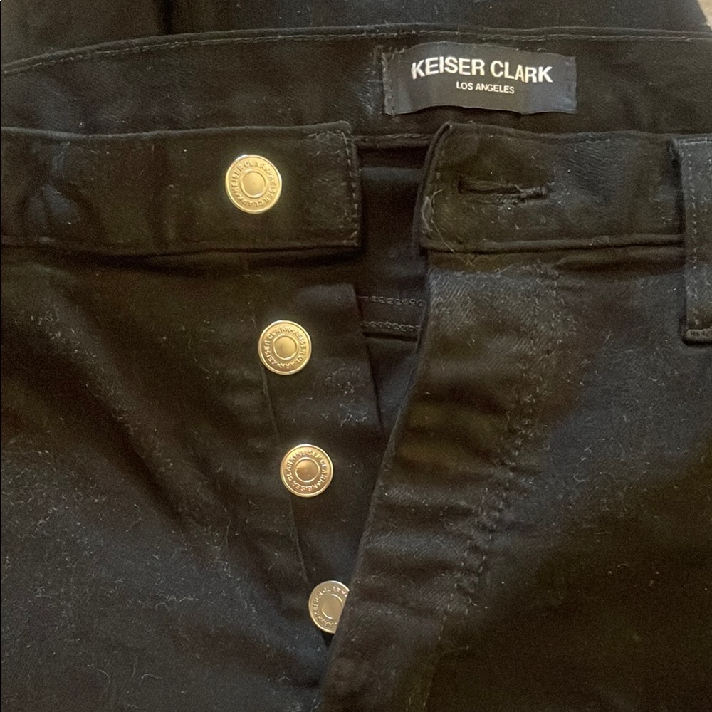 FINAL MARKDOWN—Men's Black Skinny Jeans